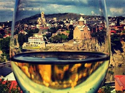 Тбилиси через бокал вина
