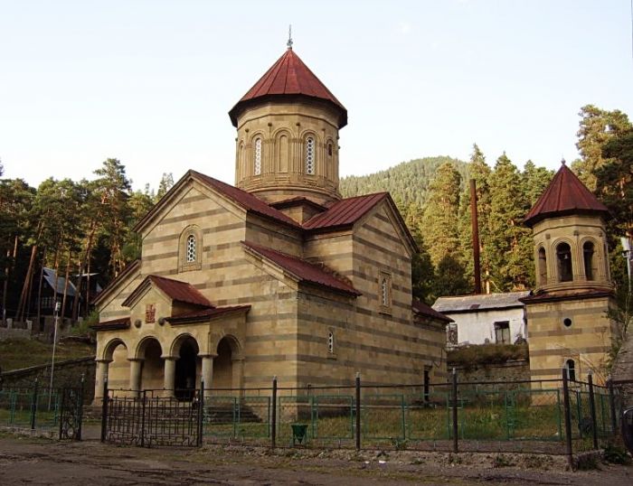 Церковь в Абастумани