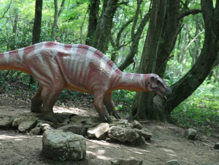 Динозавр Сатаплия